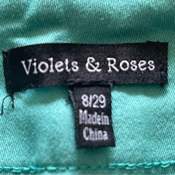 ❌SOLD❌ Violets & Roses Sea Green Pull-on Shorts with Wide Waistband Size 8 - Picture 6 of 6